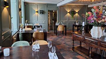 restaurant, tafels, stoelen